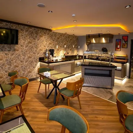 Hotel Asya 3*